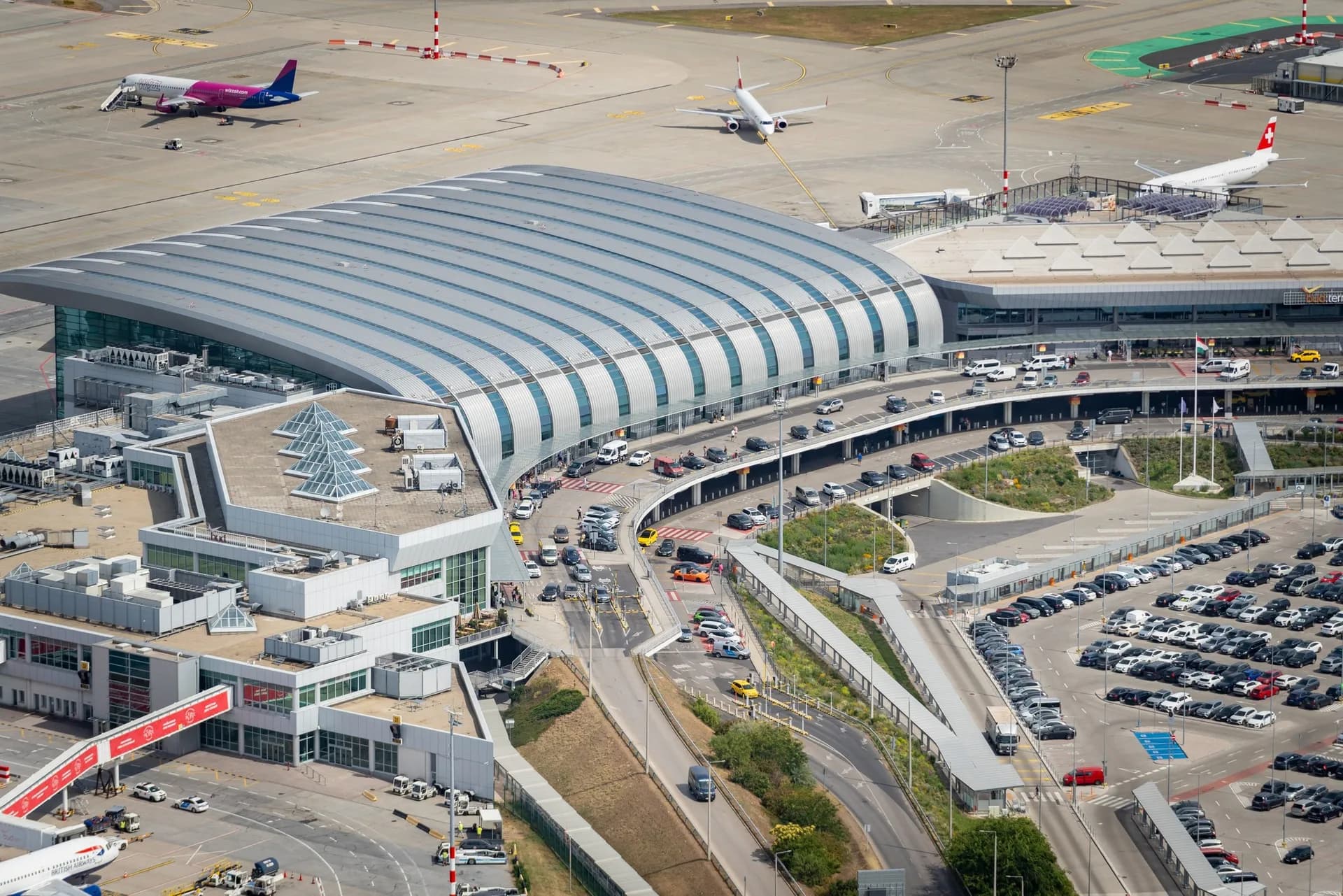 Airport Transfers — private airport transfer with Dalmotion Tours