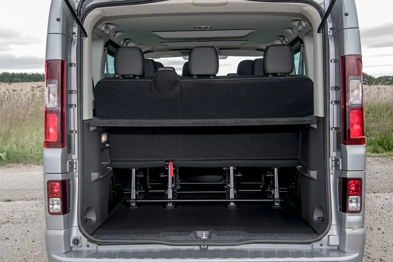Open boot of the Renault Trafic with space for luggage