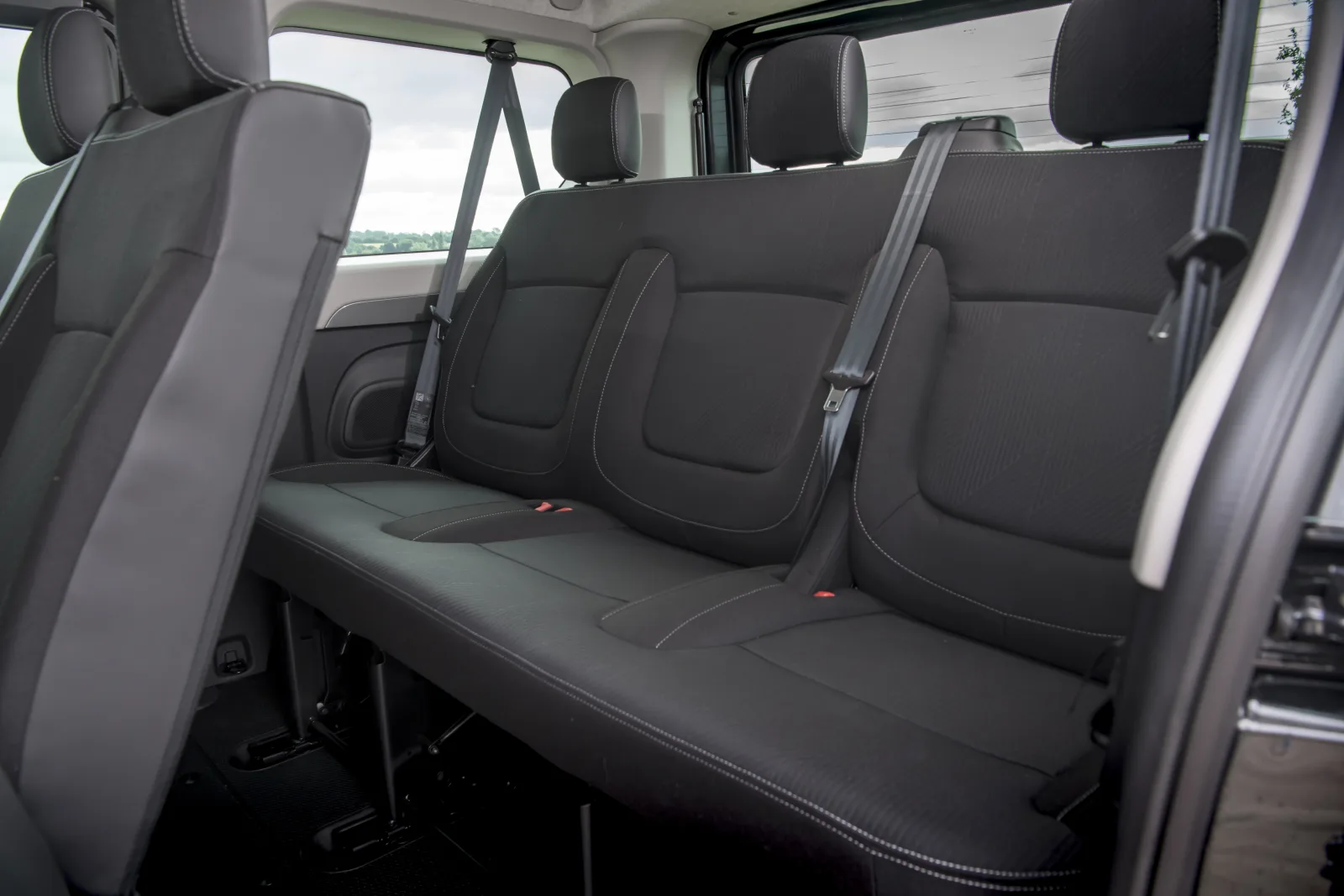 Renault Trafic rear passenger bench seating