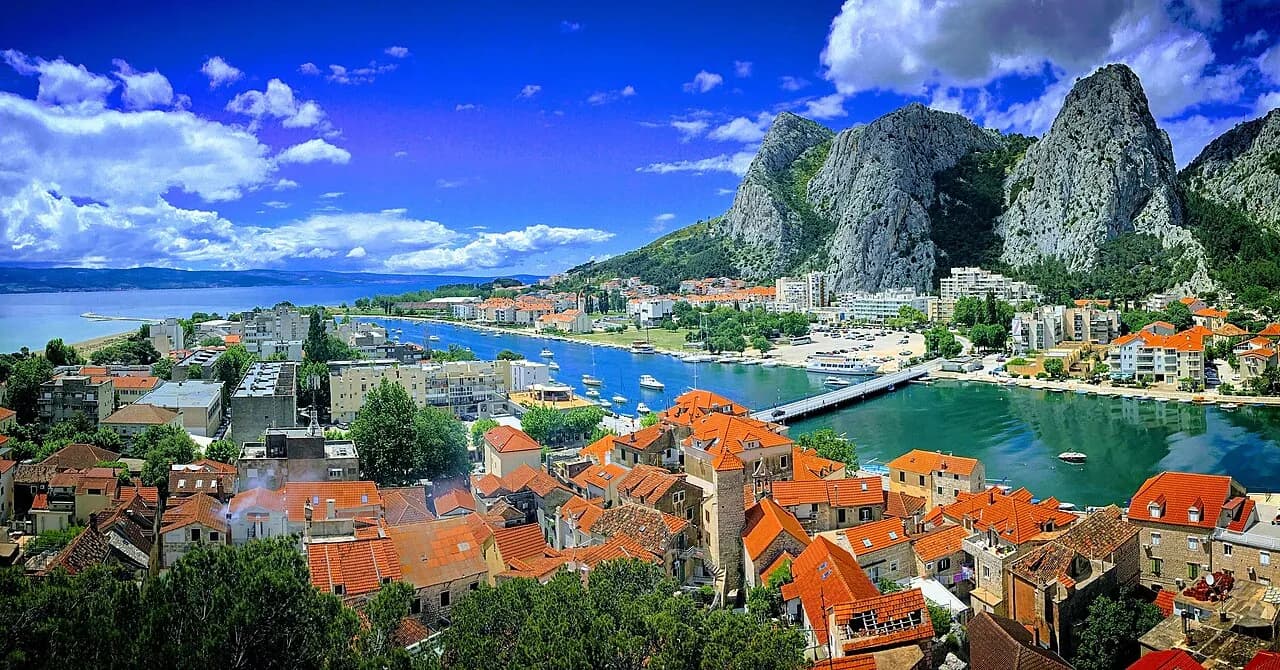 Omiš & Cetina — on the Dalmatian coast, a private trip from Split with Dalmotion Tours