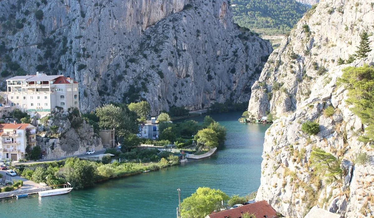 Omiš & Cetina — on the Dalmatian coast, a private trip from Split with Dalmotion Tours