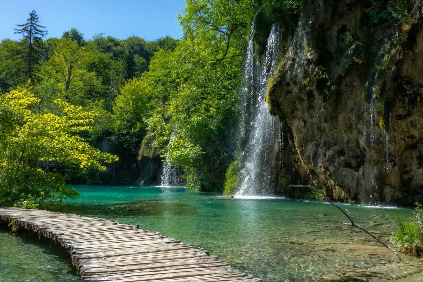 Plitvice Lakes National Park, Croatia — photo 12